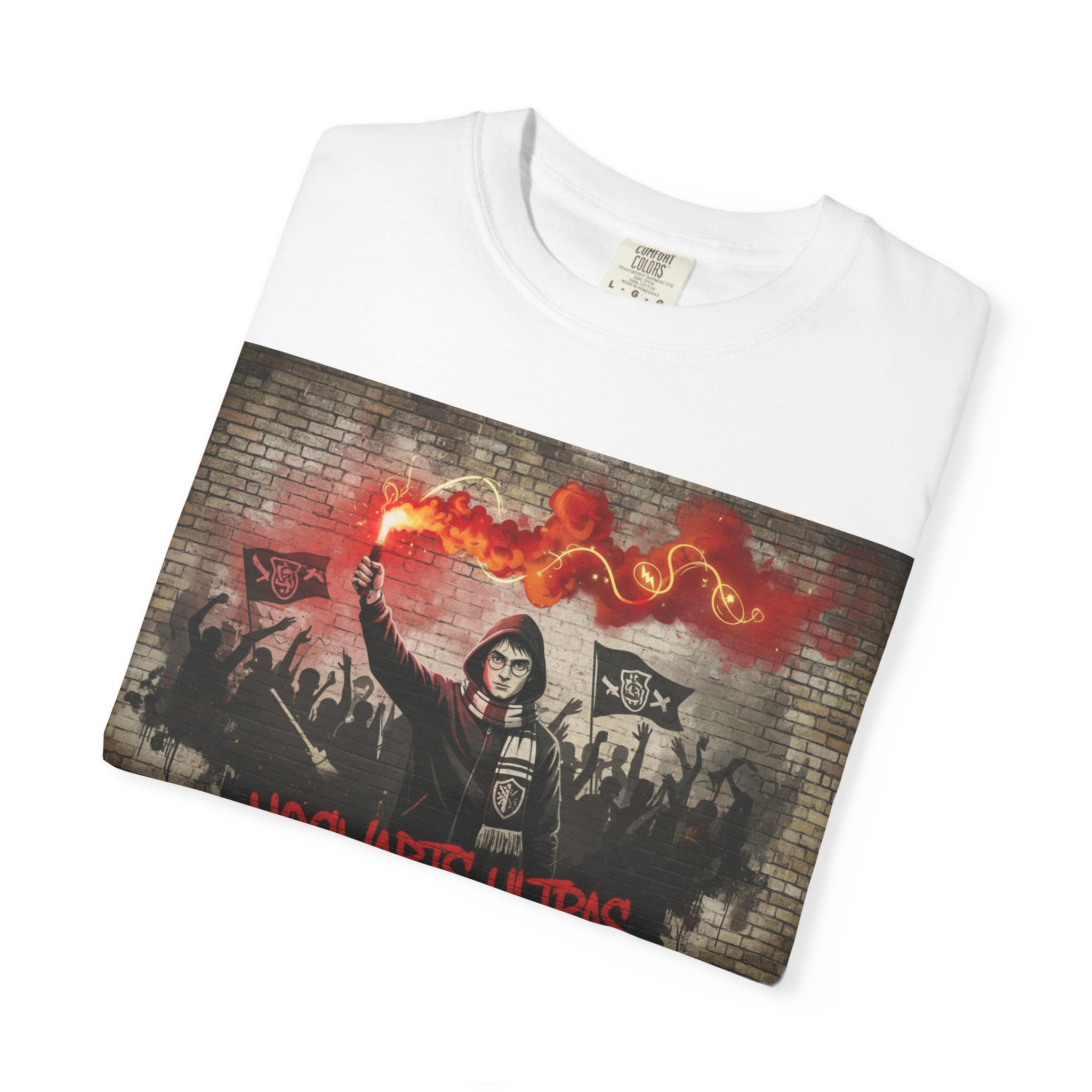 Ultras Fan T-Shirt — 'Hooligans Ultras' Graffiti-Style Soccer Supporter Tee