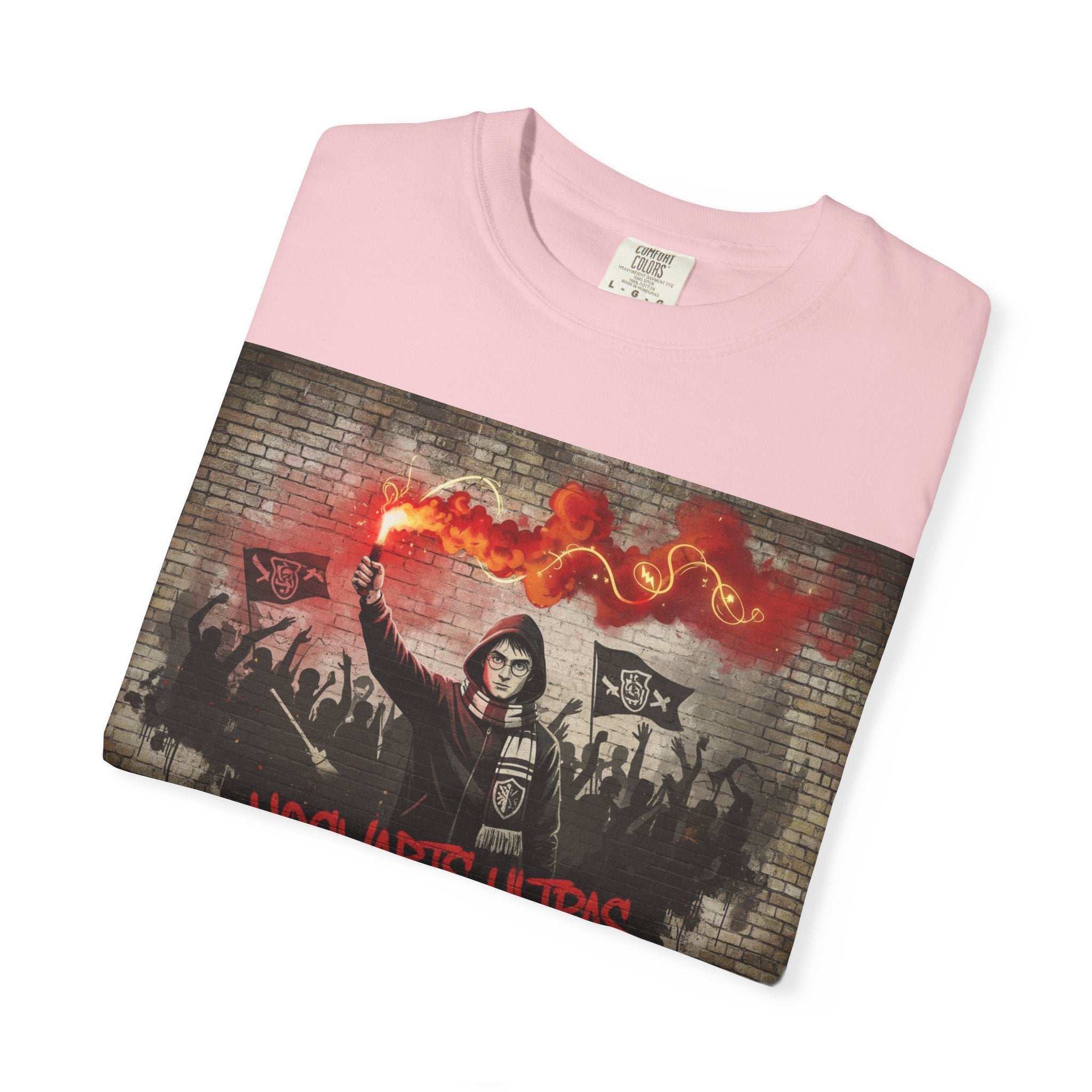 Ultras Fan T-Shirt — 'Hooligans Ultras' Graffiti-Style Soccer Supporter Tee