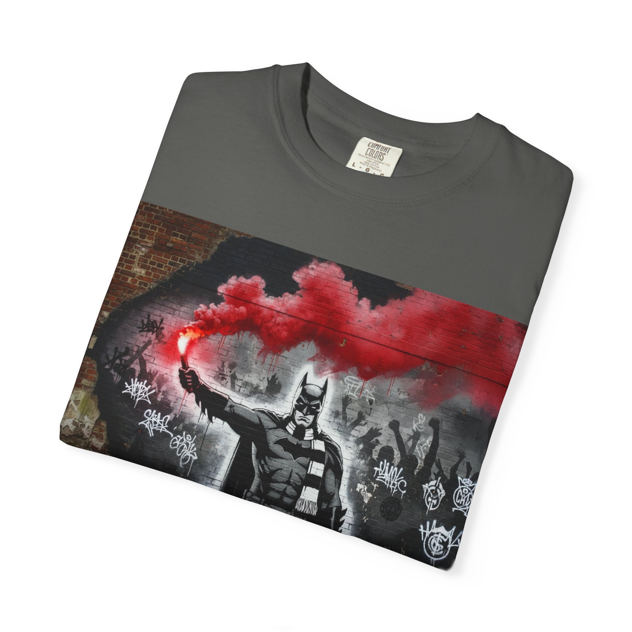 Batman Graffiti T-Shirt – Red Smoke Street Art Tee