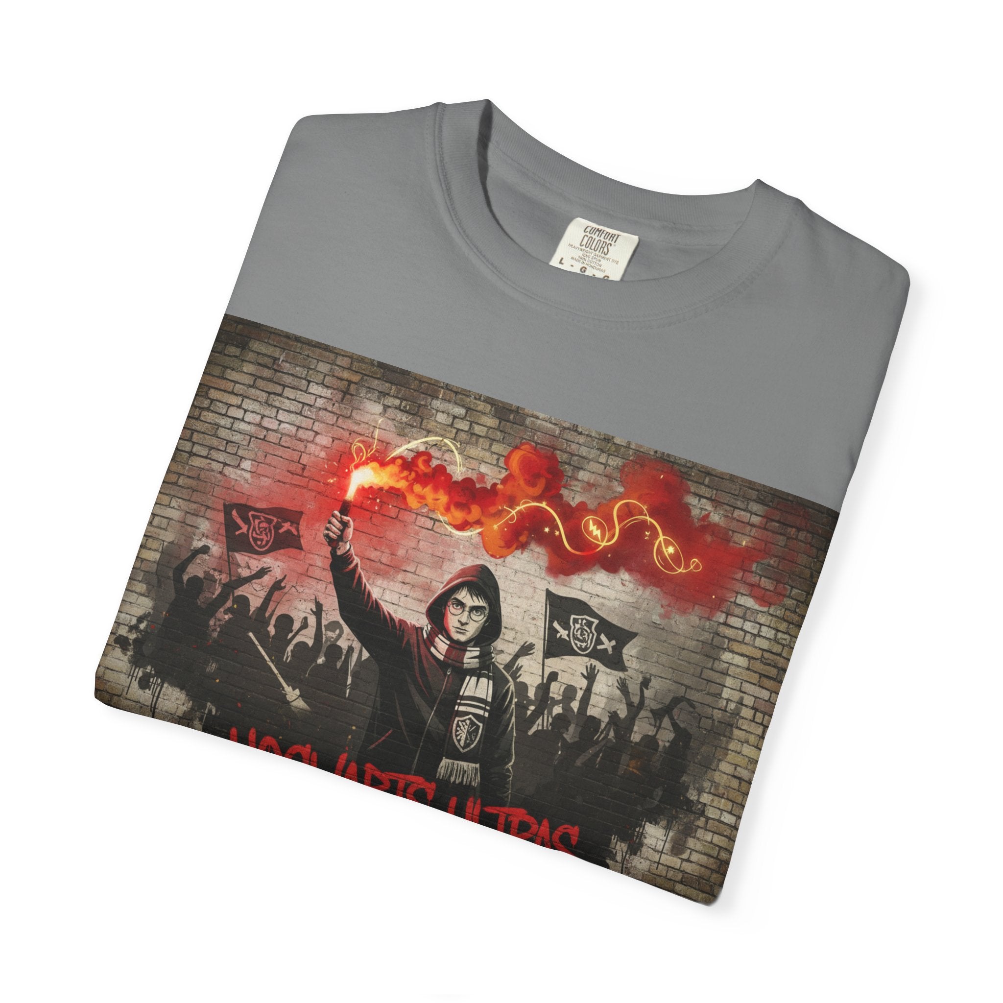 Ultras Fan T-Shirt — 'Hooligans Ultras' Graffiti-Style Soccer Supporter Tee