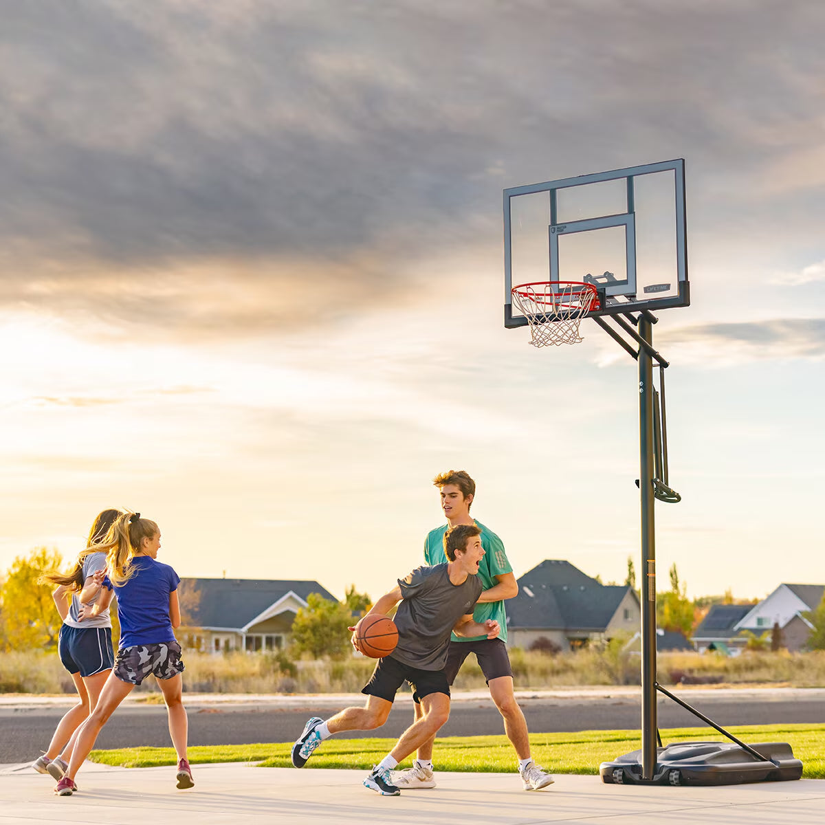 Lifetime 52 Inch (132Cm) Power Lift XI Portable Basketball Hoop System