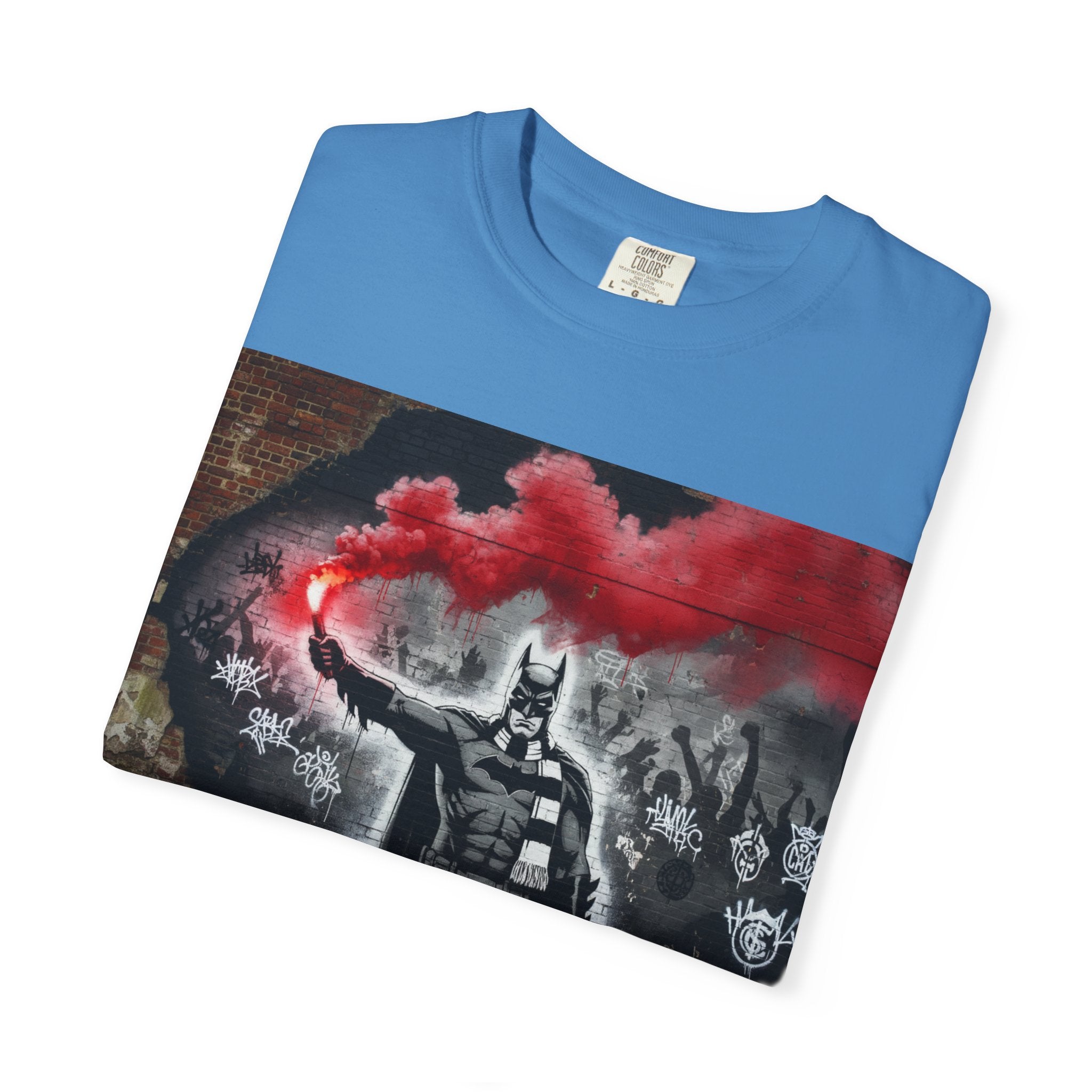 Batman Graffiti T-Shirt – Red Smoke Street Art Tee