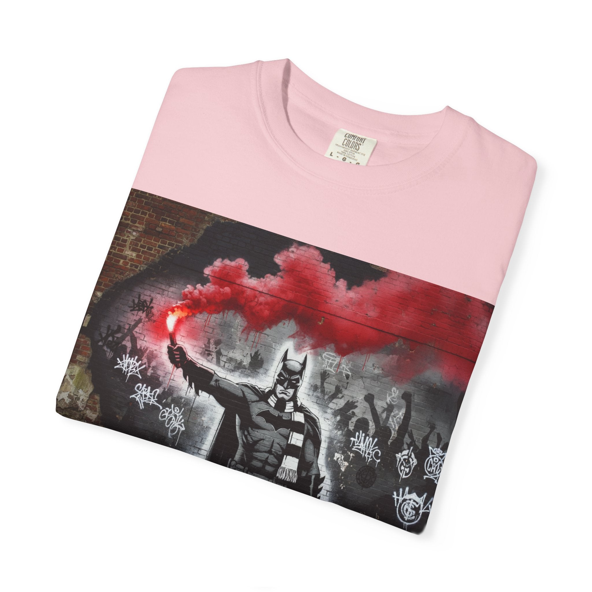 Batman Graffiti T-Shirt – Red Smoke Street Art Tee