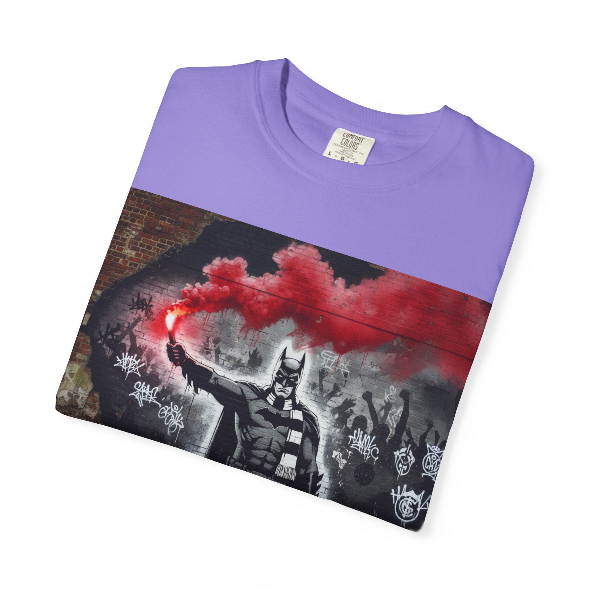 Batman Graffiti T-Shirt – Red Smoke Street Art Tee