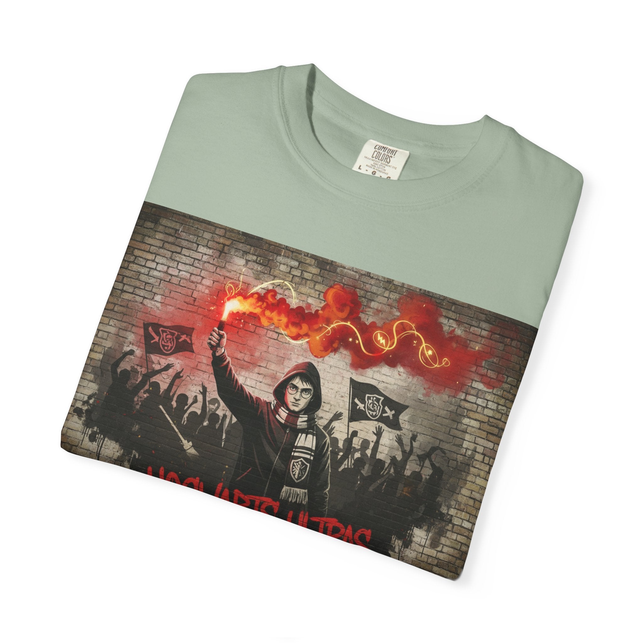 Ultras Fan T-Shirt — 'Hooligans Ultras' Graffiti-Style Soccer Supporter Tee