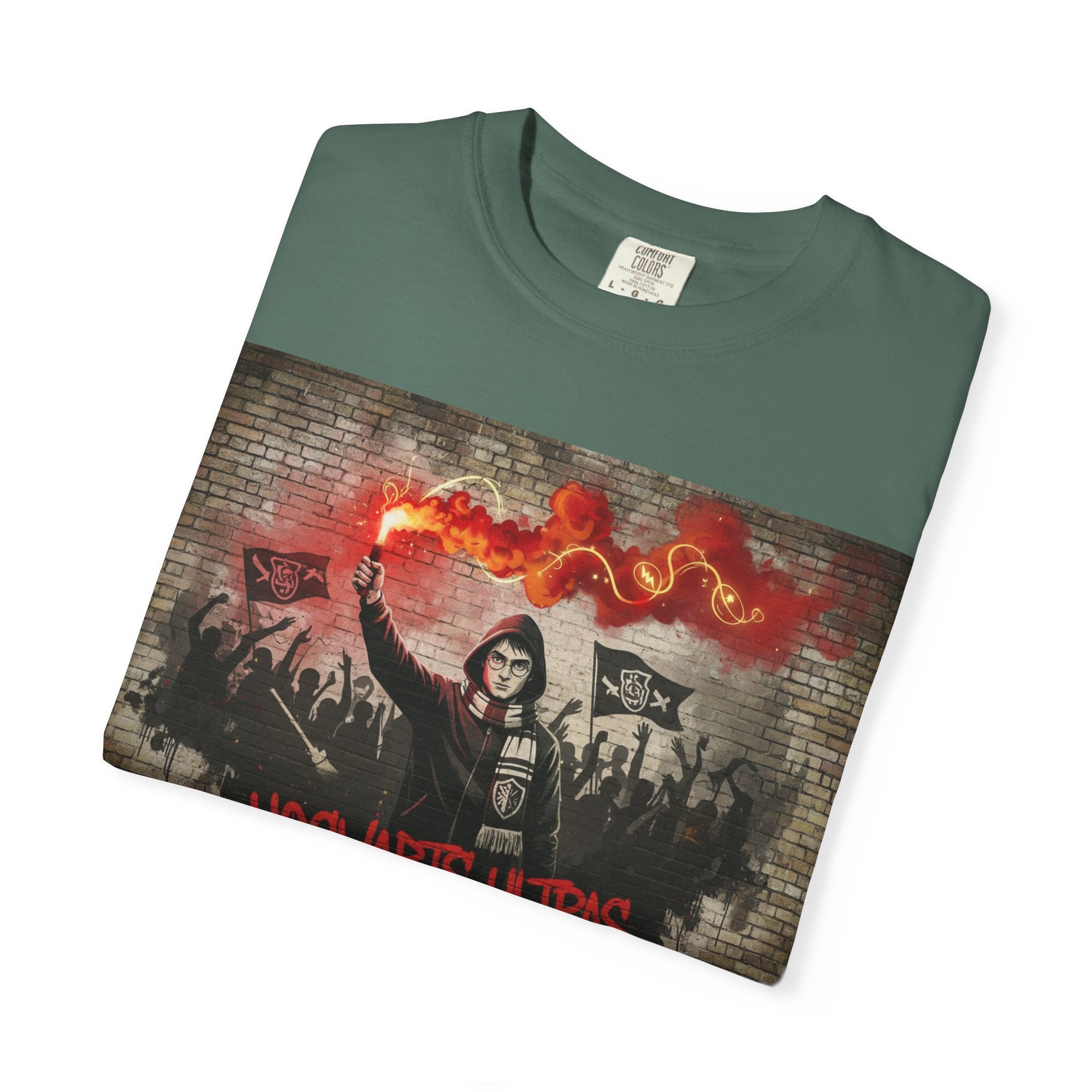 Ultras Fan T-Shirt — 'Hooligans Ultras' Graffiti-Style Soccer Supporter Tee